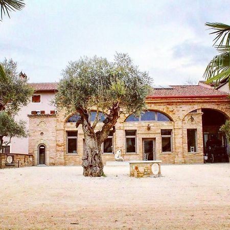 Agriturismo Le Fontanelle Da Valente Montichiari Zewnętrze zdjęcie