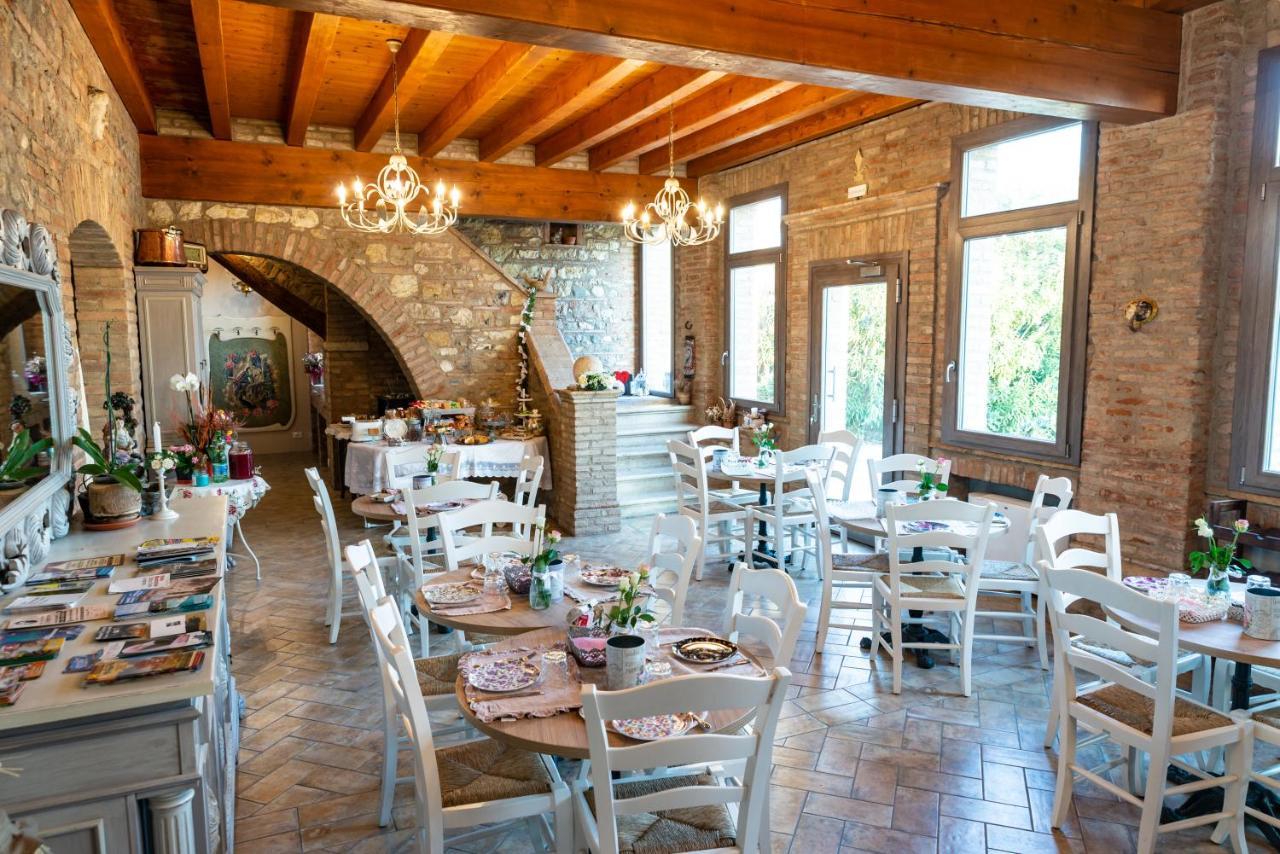 Agriturismo Le Fontanelle Da Valente Montichiari Zewnętrze zdjęcie
