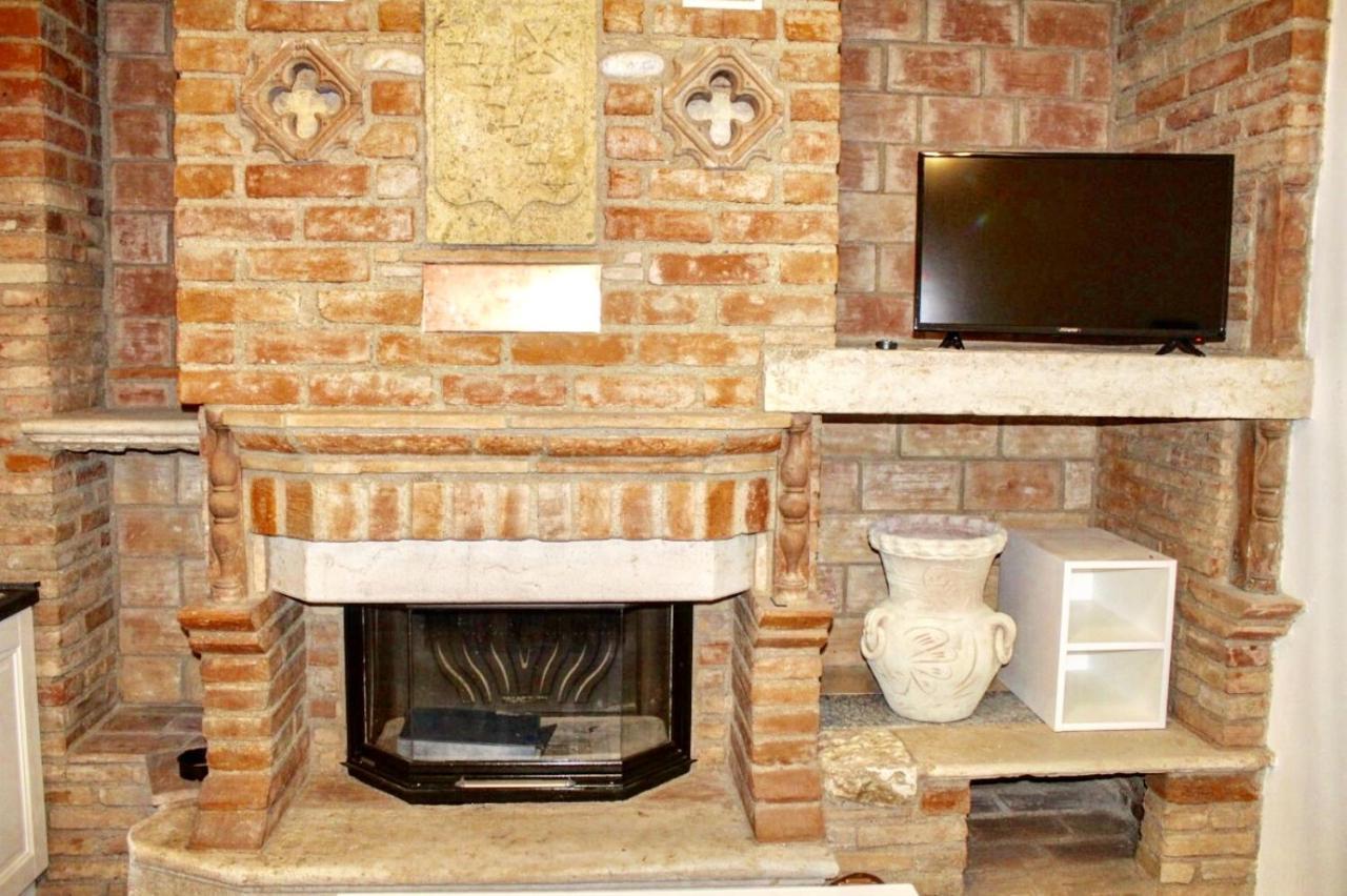 Agriturismo Le Fontanelle Da Valente Montichiari Zewnętrze zdjęcie