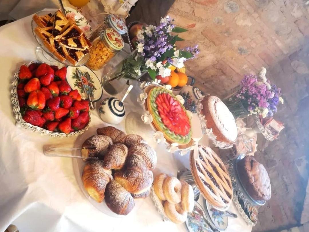 Agriturismo Le Fontanelle Da Valente Montichiari Zewnętrze zdjęcie