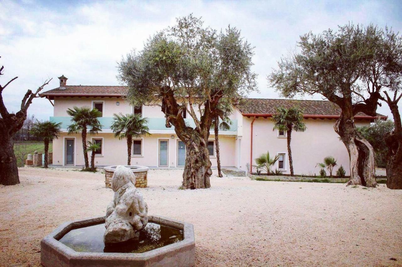 Agriturismo Le Fontanelle Da Valente Montichiari Zewnętrze zdjęcie